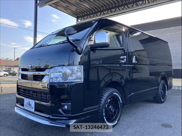 Toyota HIACE VAN 2025-04 8627017-11