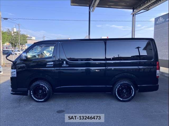 Toyota HIACE VAN 2025-04 8627017-13
