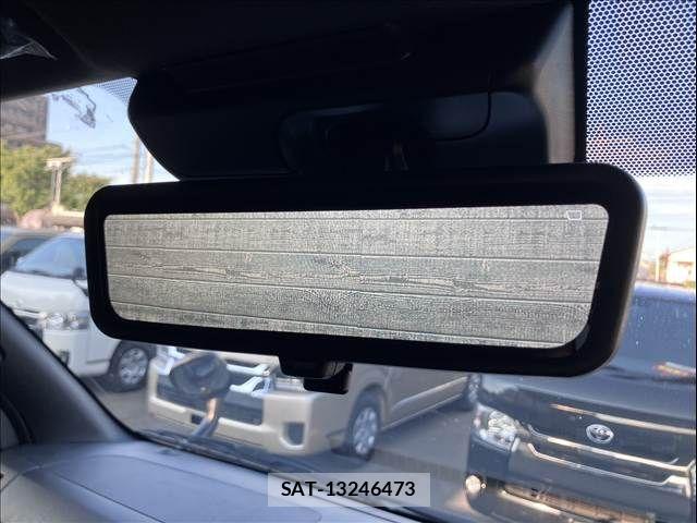 Toyota HIACE VAN 2025-04 8627017-16