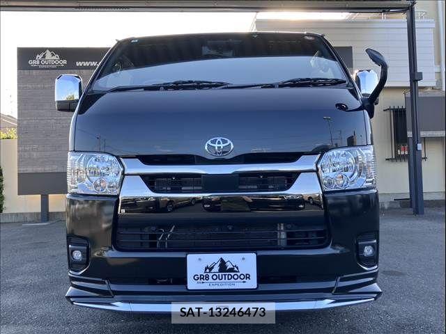 Toyota HIACE VAN 2025-04 8627017-1