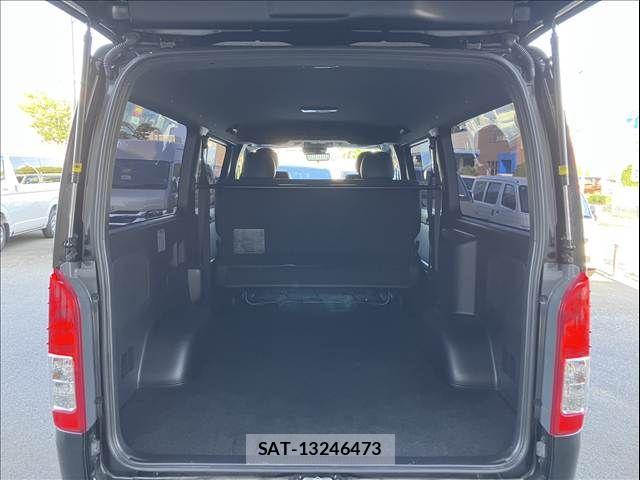 Toyota HIACE VAN 2025-04 8627017-19
