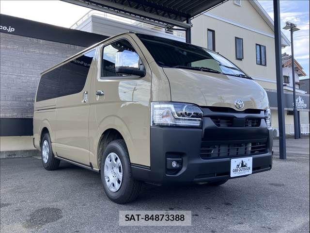 Toyota HIACE VAN 2026-04 8627015-10