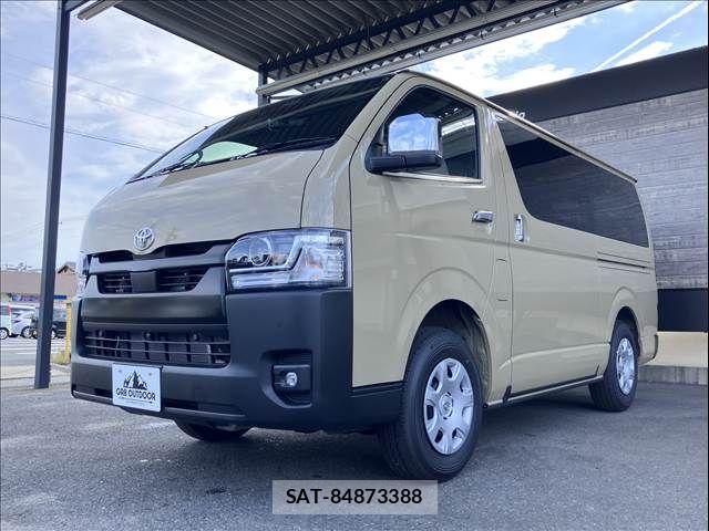 Toyota HIACE VAN 2026-04 8627015-11