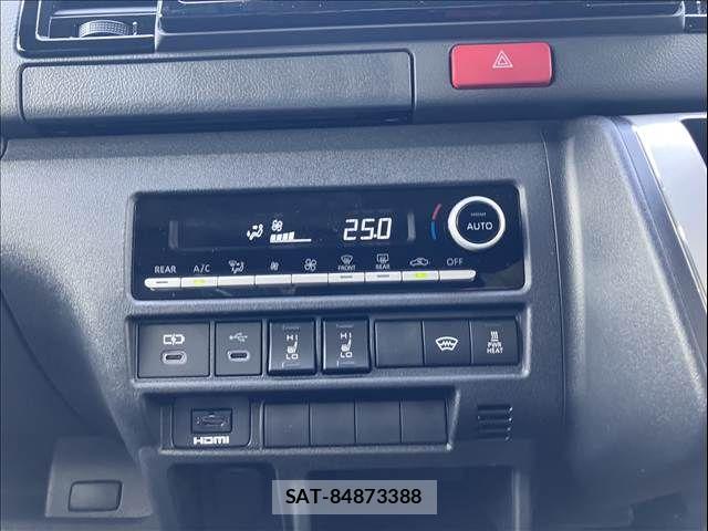 Toyota HIACE VAN 2026-04 8627015-16