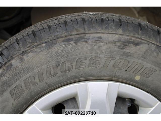Toyota HIACE VAN 2021-08 8666236-24