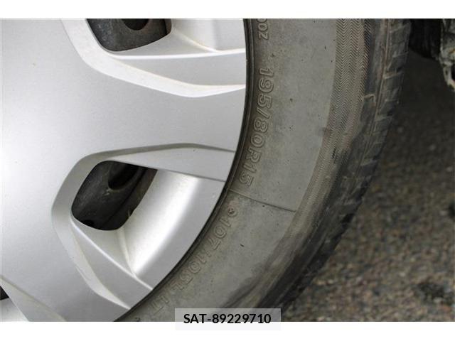 Toyota HIACE VAN 2021-08 8666236-25
