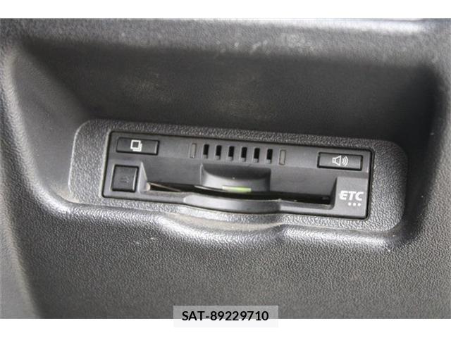 Toyota HIACE VAN 2021-08 8666236-4