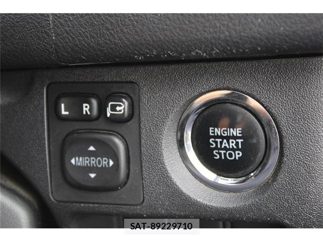 Toyota HIACE VAN 2021-08 8666236-6