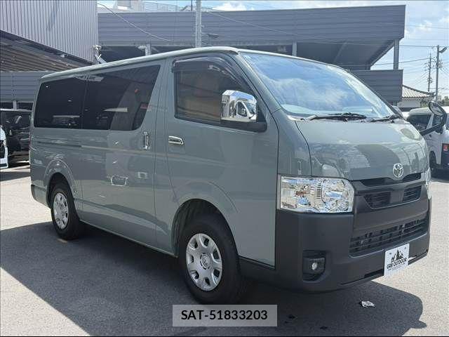 Toyota HIACE VAN 2024-06 8659364-10
