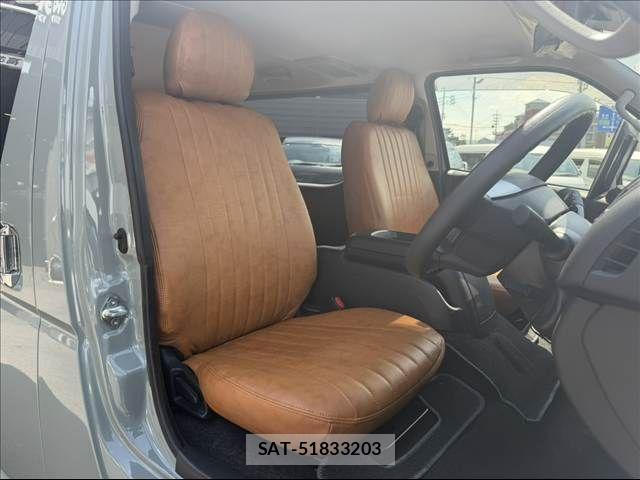 Toyota HIACE VAN 2024-06 8659364-8