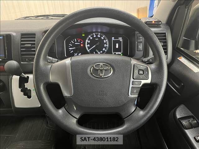 Toyota HIACE VAN 2023-10 8666238-12