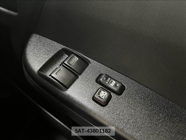 Toyota HIACE VAN 2023-10 8666238-19