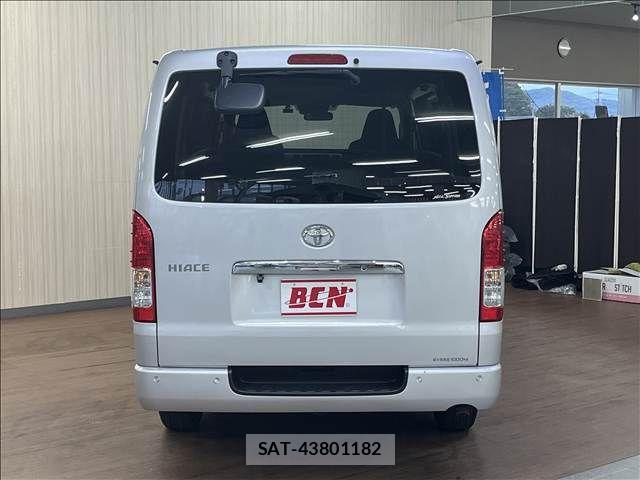 Toyota HIACE VAN 2023-10 8666238-5