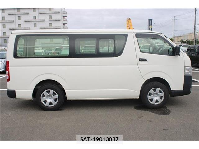 Toyota HIACE VAN 2021-01 8666237-11