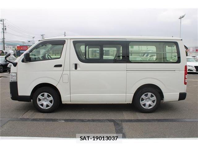 Toyota HIACE VAN 2021-01 8666237-15