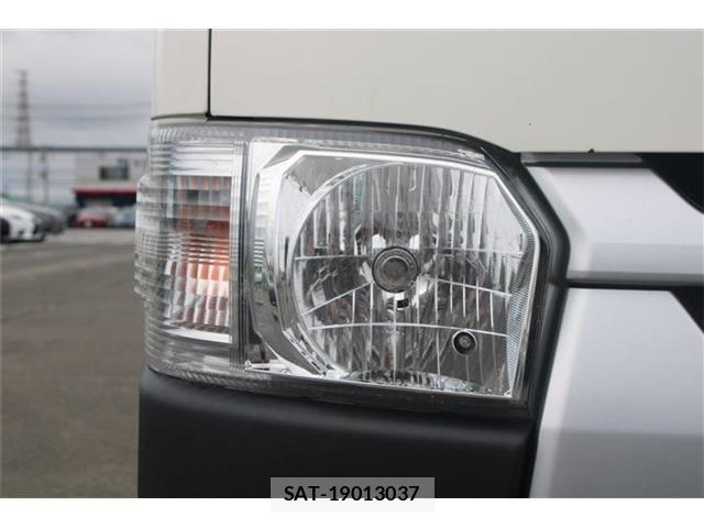 Toyota HIACE VAN 2021-01 8666237-18