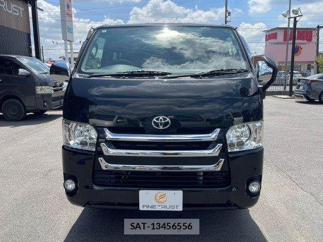 Toyota HIACE VAN 2014-08 8666239-15