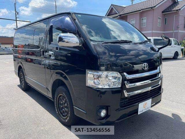 Toyota HIACE VAN 2014-08 8666239-16