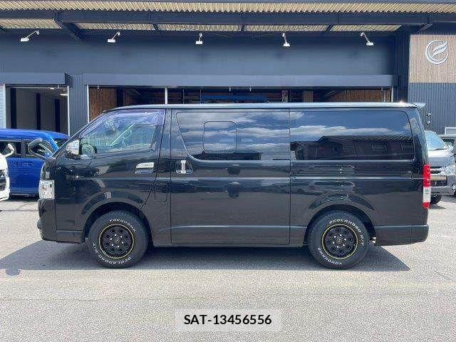 Toyota HIACE VAN 2014-08 8666239-21