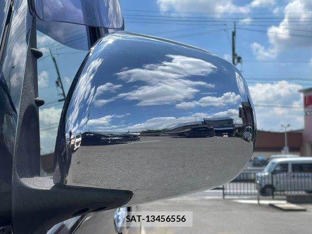 Toyota HIACE VAN 2014-08 8666239-22