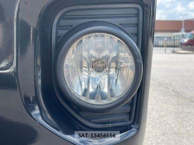 Toyota HIACE VAN 2014-08 8666239-26