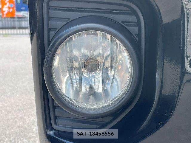 Toyota HIACE VAN 2014-08 8666239-27