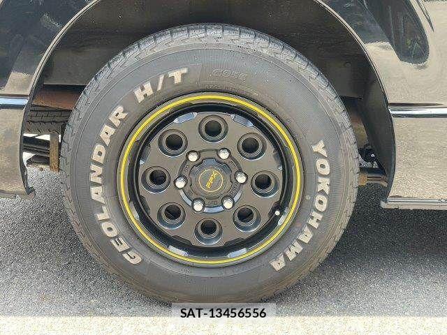Toyota HIACE VAN 2014-08 8666239-28