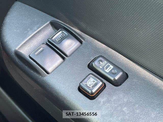 Toyota HIACE VAN 2014-08 8666239-7