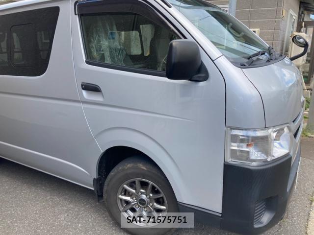 Toyota HIACE VAN 2020-06 8659369-1