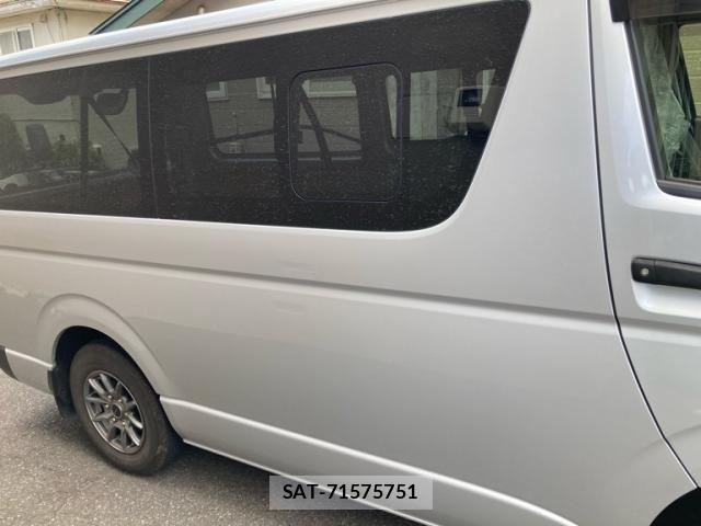 Toyota HIACE VAN 2020-06 8659369-2