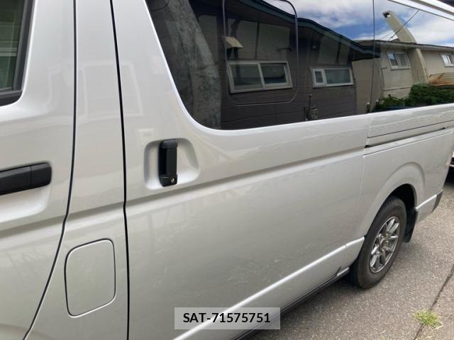 Toyota HIACE VAN 2020-06 8659369-4