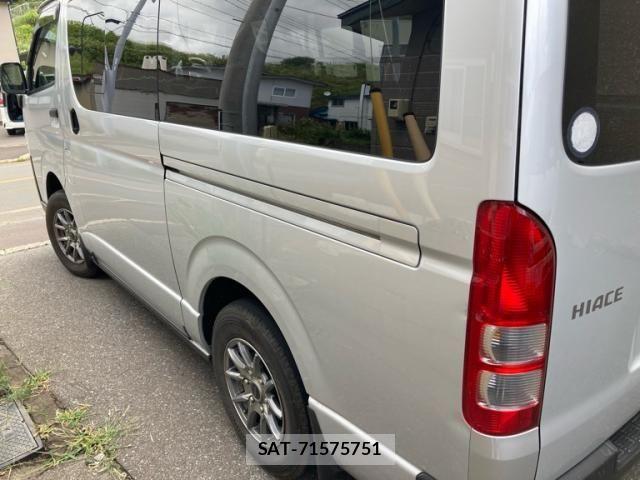 Toyota HIACE VAN 2020-06 8659369-5