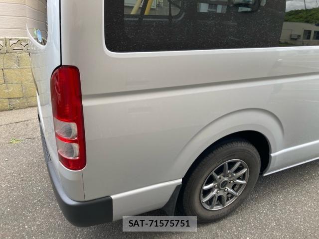 Toyota HIACE VAN 2020-06 8659369-6
