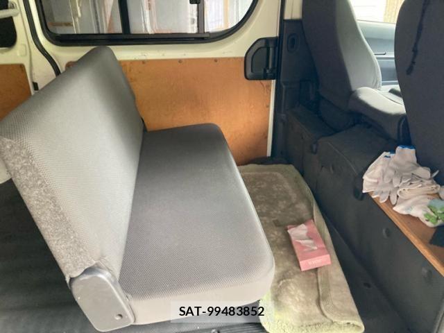 Toyota HIACE VAN 2013-11 8659368-15