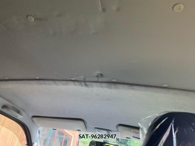 Toyota HIACE VAN 2007-11 8659376-13