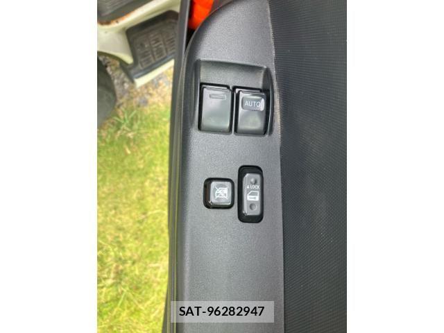 Toyota HIACE VAN 2007-11 8659376-15