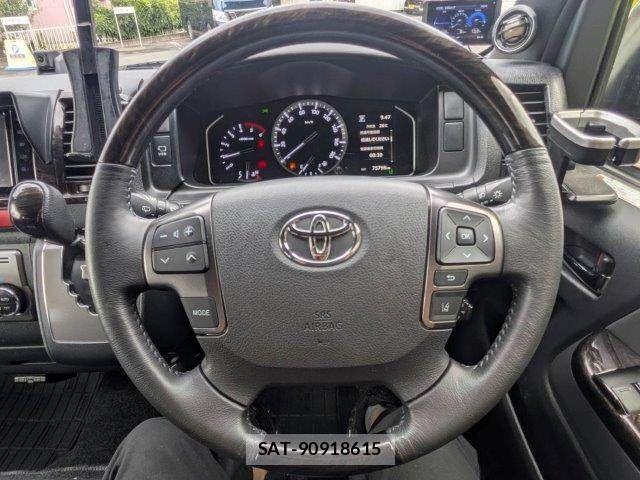 Toyota HIACE VAN 2020-07 8659365-15