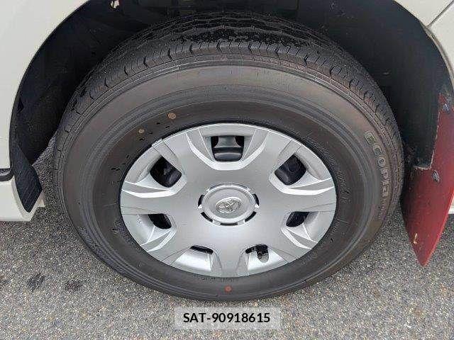Toyota HIACE VAN 2020-07 8659365-18