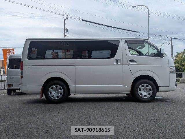 Toyota HIACE VAN 2020-07 8659365-21