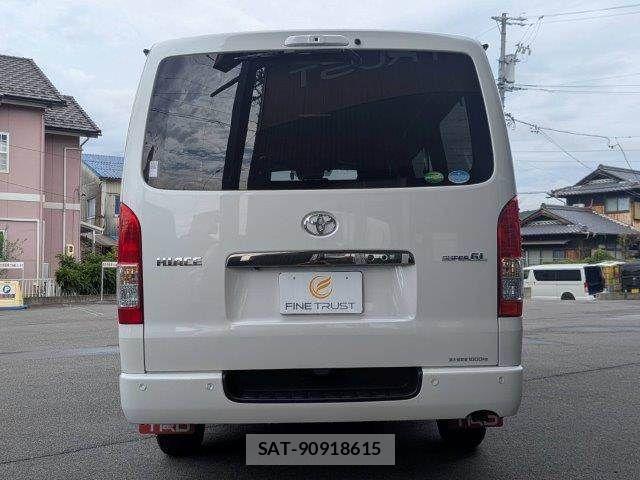 Toyota HIACE VAN 2020-07 8659365-23