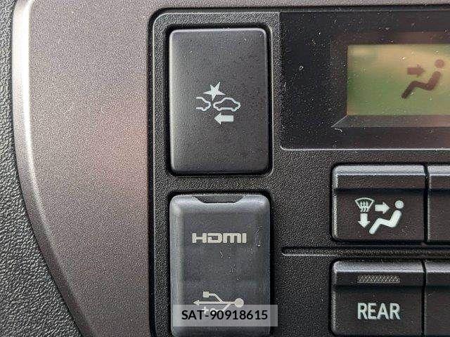 Toyota HIACE VAN 2020-07 8659365-8