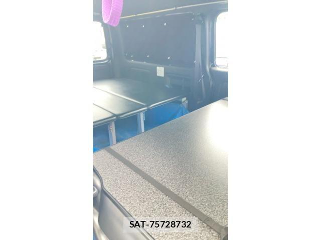 Toyota HIACE VAN 2020-04 8659367-13
