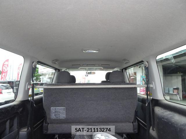 Toyota HIACE VAN 2012-08 8659377-18