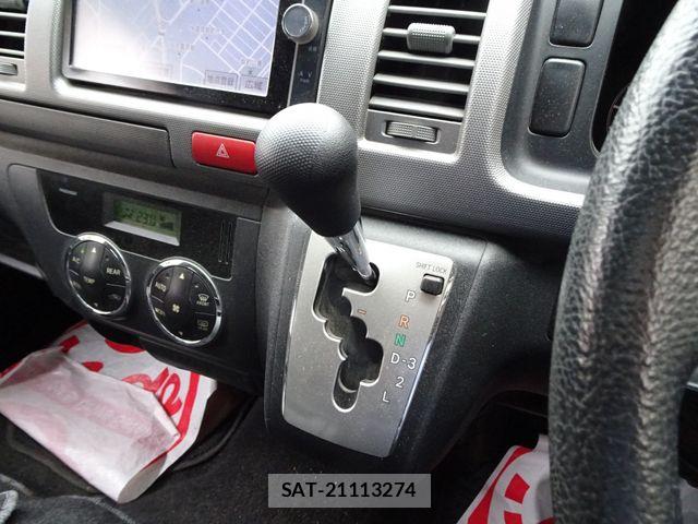 Toyota HIACE VAN 2012-08 8659377-22
