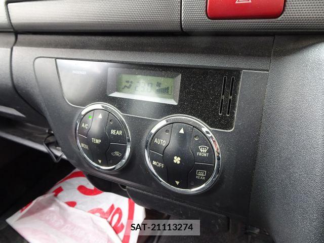 Toyota HIACE VAN 2012-08 8659377-25