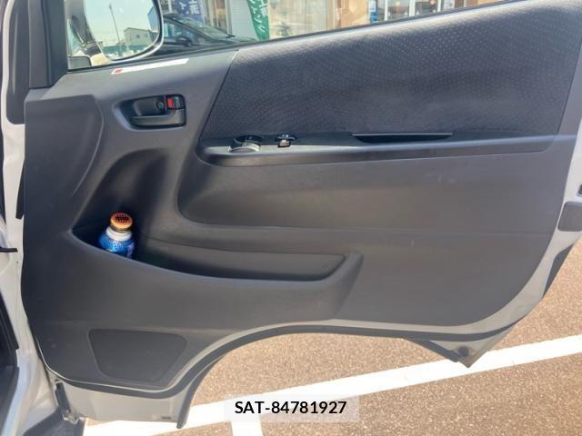 Toyota HIACE VAN 2013-12 8685652-12