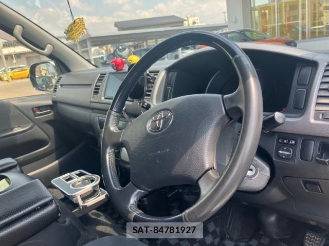 Toyota HIACE VAN 2013-12 8685652-13