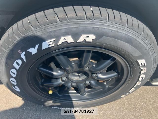 Toyota HIACE VAN 2013-12 8685652-8