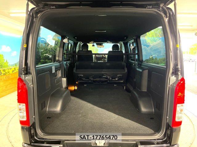 Toyota HIACE VAN 2021-03 8685650-9