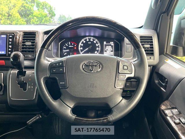 Toyota HIACE VAN 2021-03 8685650-10